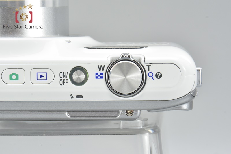 【M】Nikon COOLPIX S6600 ホワイト Nikon Coolpix S6600 Compact Digital Camera White 16MP 12 x