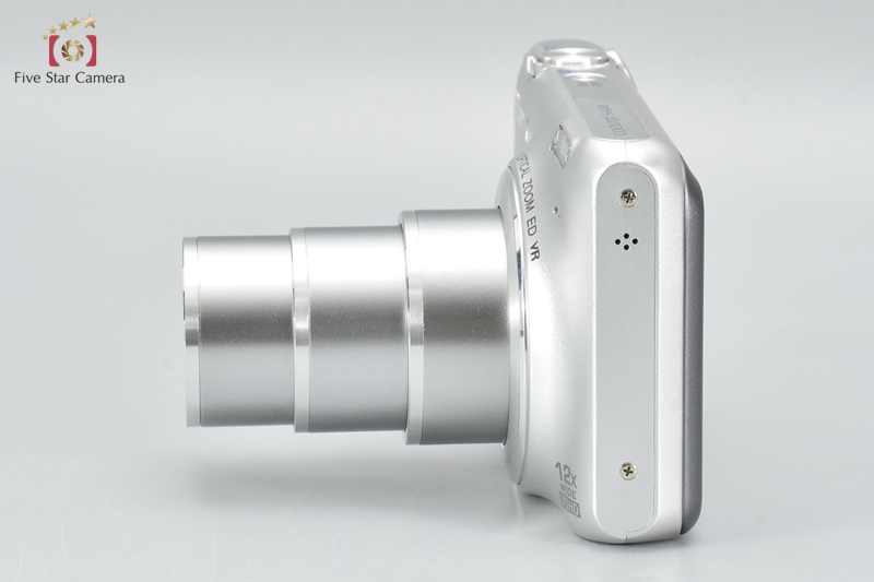 Excellent!! Nikon COOLPIX S6400 Crystal Silver 16.0 MP