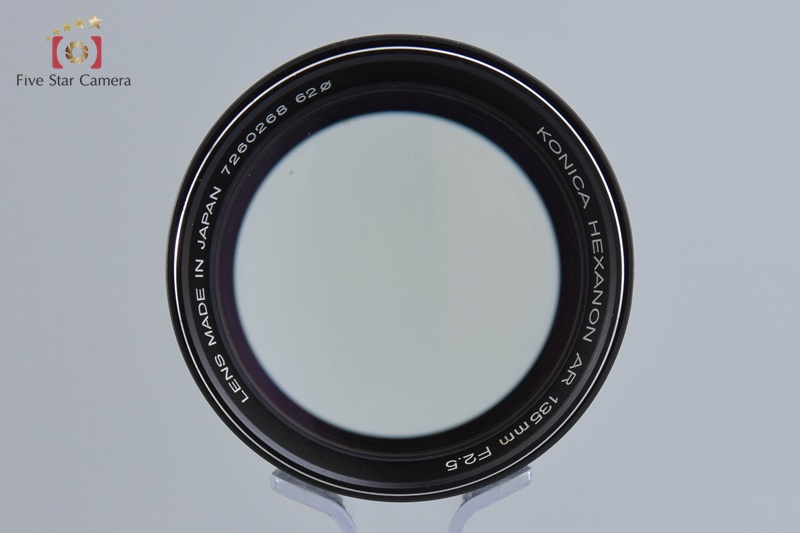 Bright, heavy and cinematic: the Konica Hexanon AR 135mm 2.5