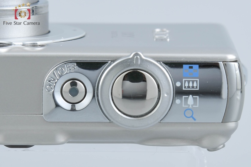 Canon IXY Digital 70 Silver 6.0 MP Digital Camera w/ Box