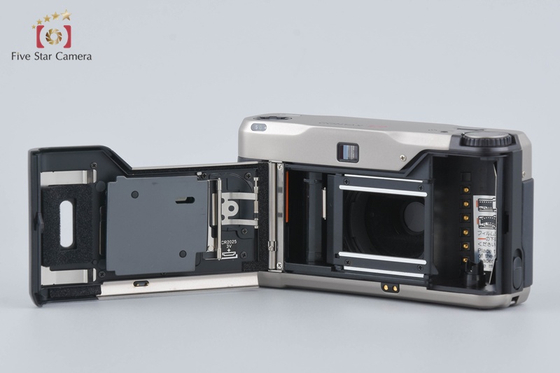 CONTAX T2 35mm Point & Shoot Film Camera w/ Data Back [Very Good